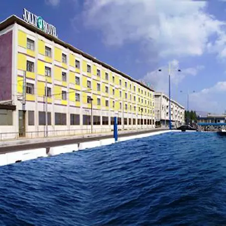 Dello Stretto Hotel Messine