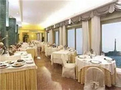 Dello Stretto Hotel