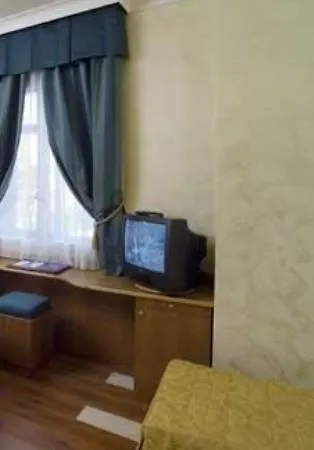 Hotel Dello Stretto 4*