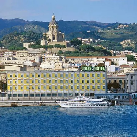 Hotel Dello Stretto 4*