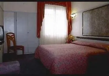 Hotel Dello Stretto