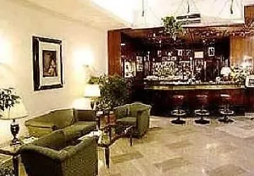 Hotel Dello Stretto 4*